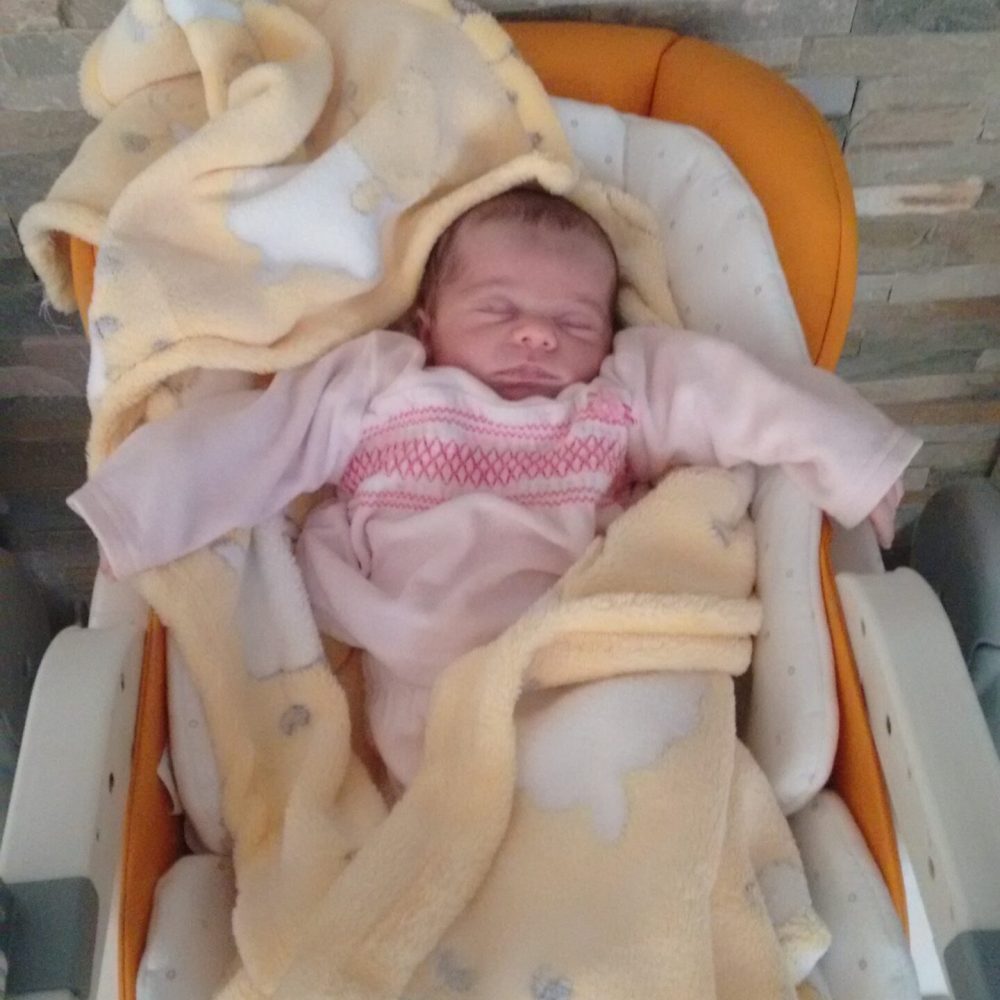 Irina en la trona